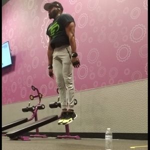 Meet your Posher, Do